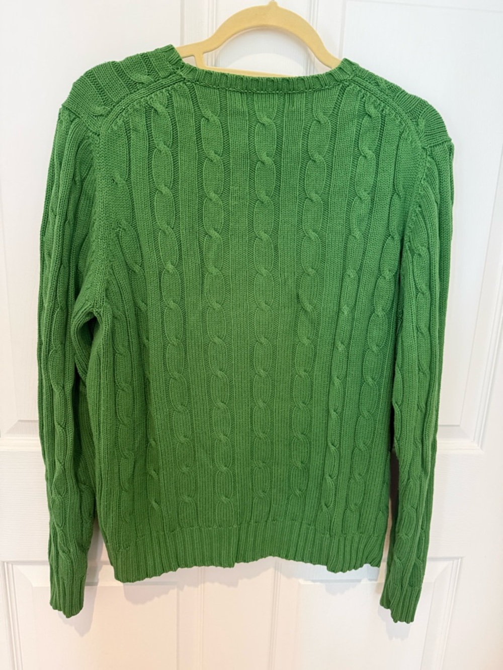 Vineyard Vines Women’s Cable Knit Sweater - Green. XL - Picture 5 of 6